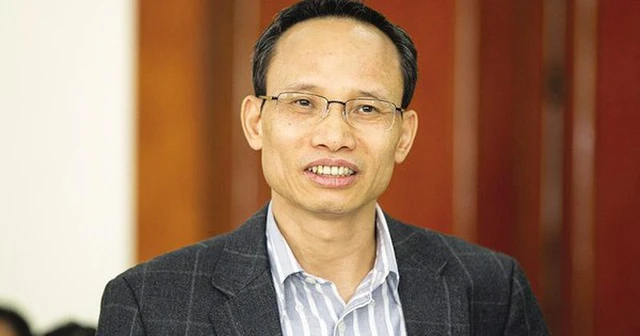 TS. Cấn Văn Lực: 